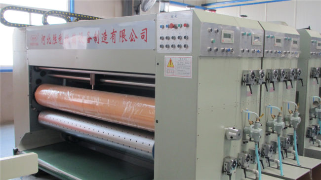 Die cutting machine of automatic flexo folder gluer